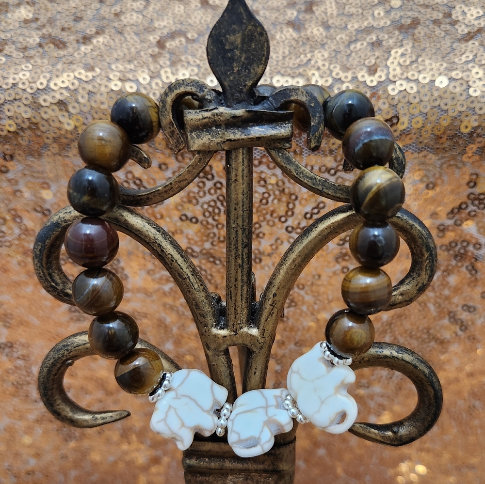 Handmade Tiger's Eye and Reconstituted Stone Elephant Stretch Bracelet